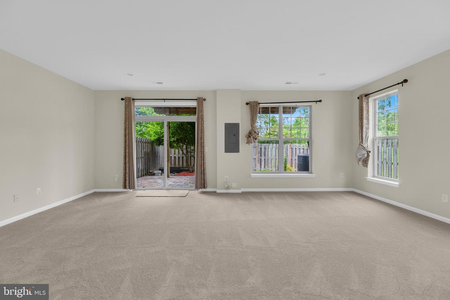 25284 Arrowroot Terrace photo 28