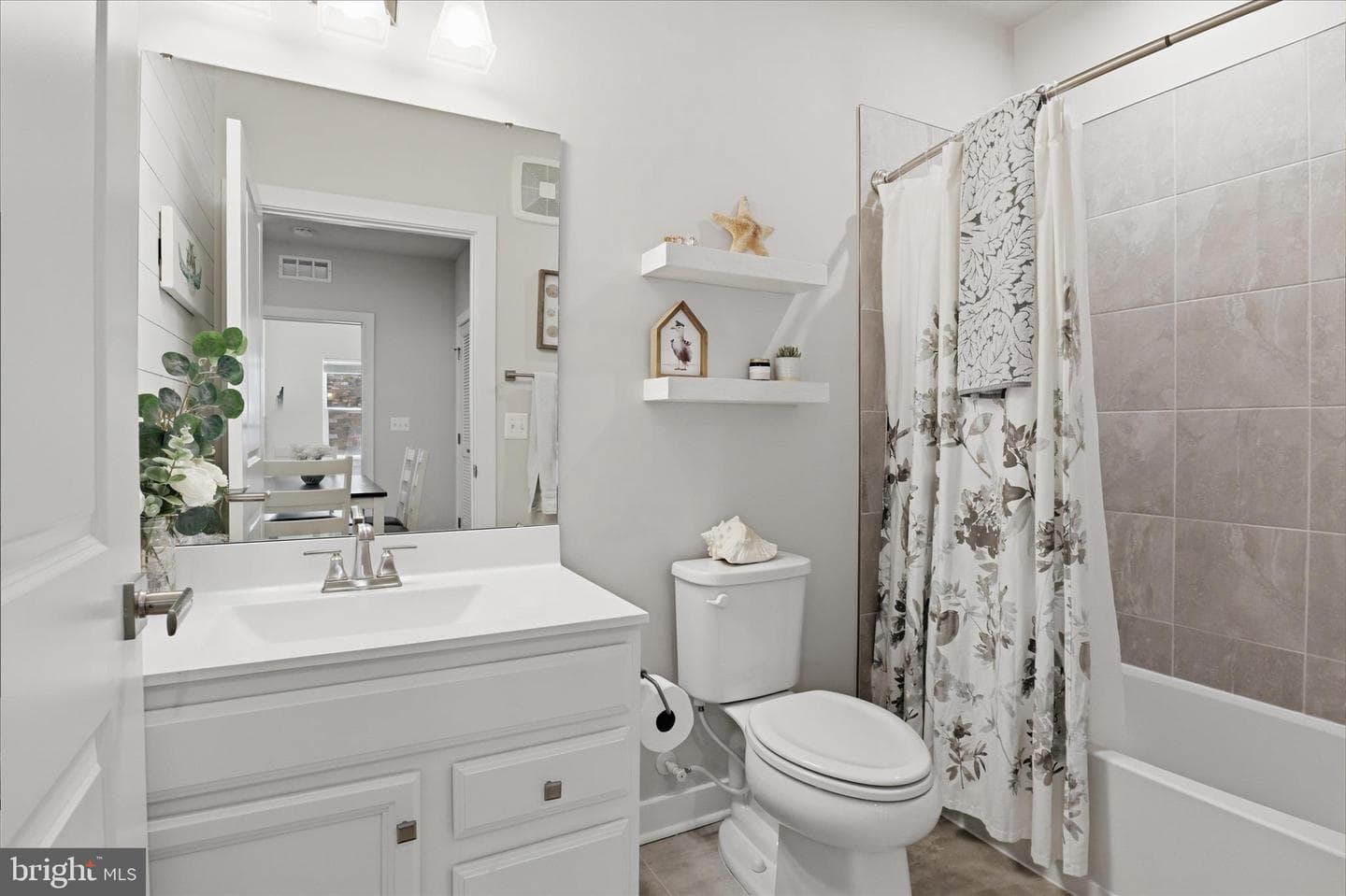 46294 Mount Milstead Terrace #103 photo 11