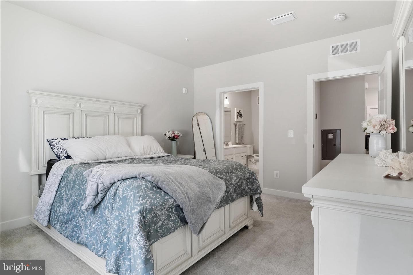 46294 Mount Milstead Terrace #103 photo 13