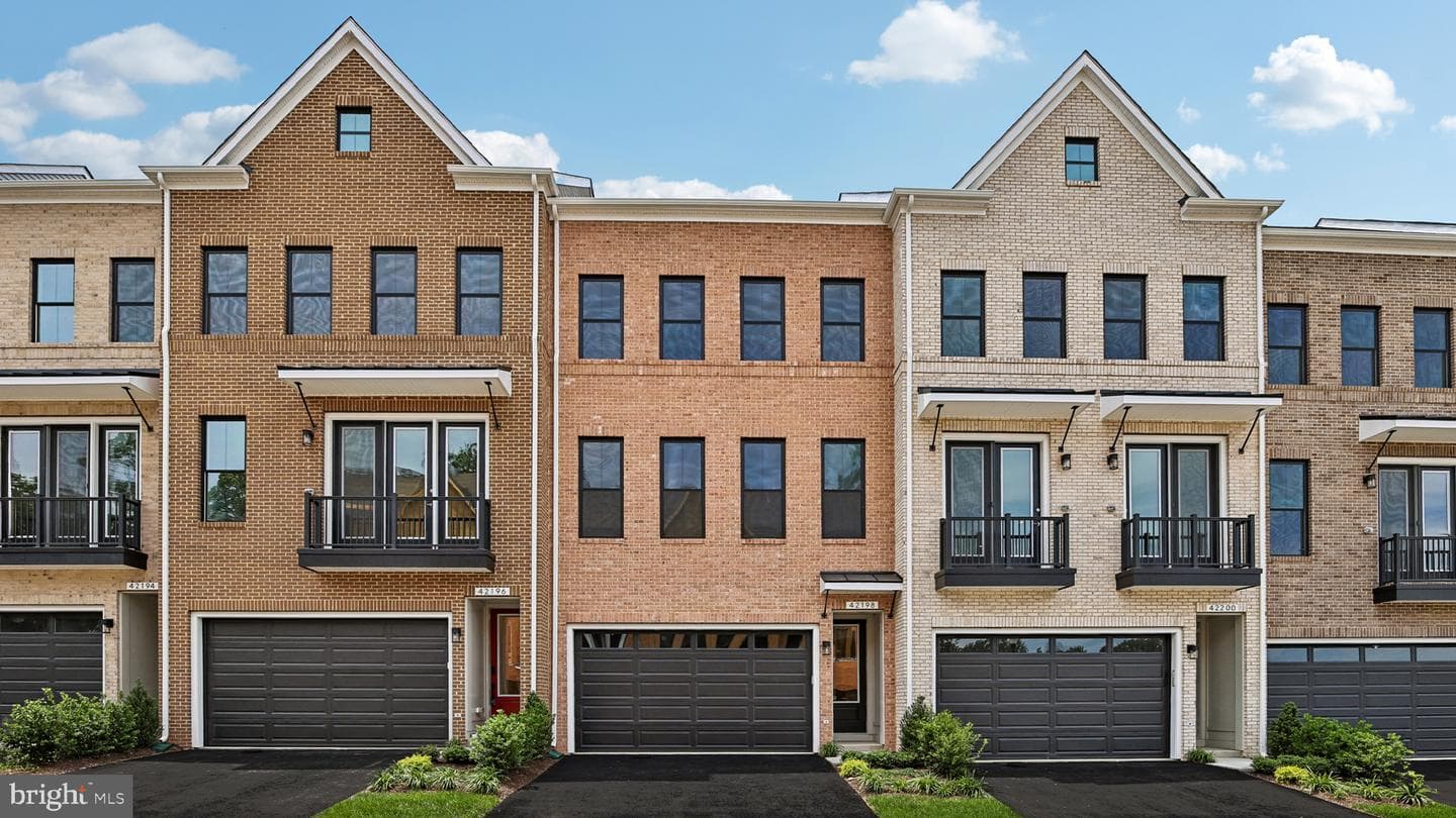 42198 Shining Star Square #homesite 4534, Ashburn