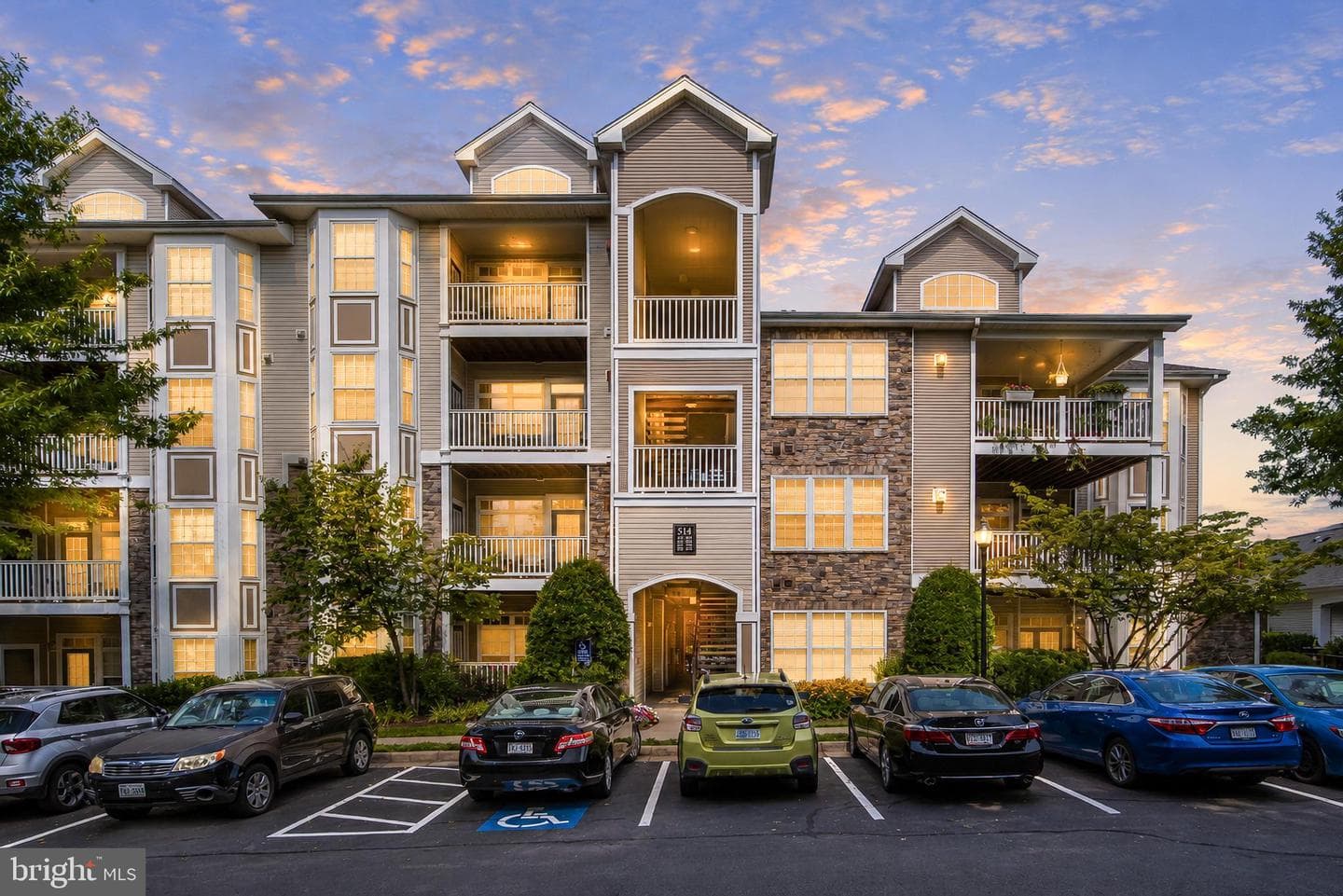 514 Sunset View #207, Leesburg
