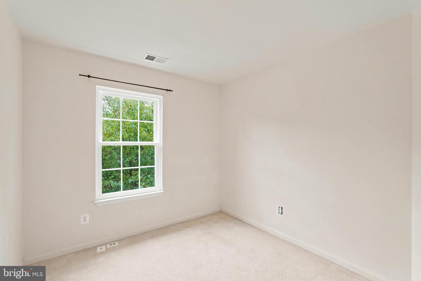 43042 Sherbrooke Terrace photo 15