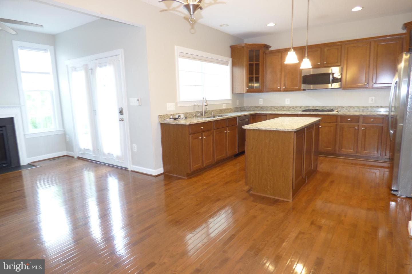 1604 Kinnaird Terrace NE photo 7
