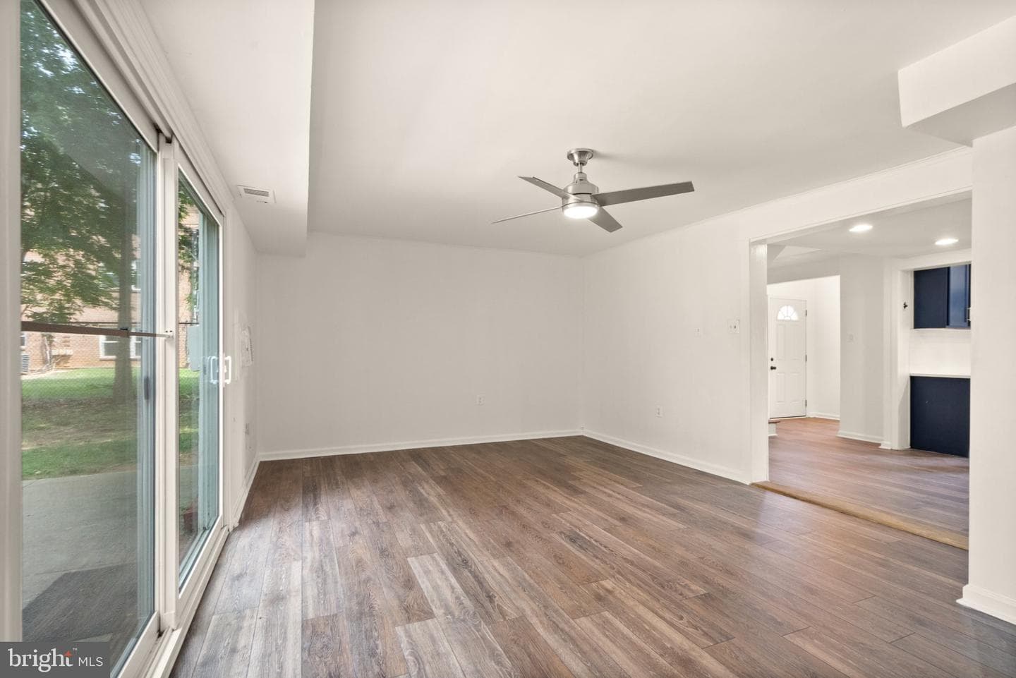 109 Mayfair Drive NE photo 10