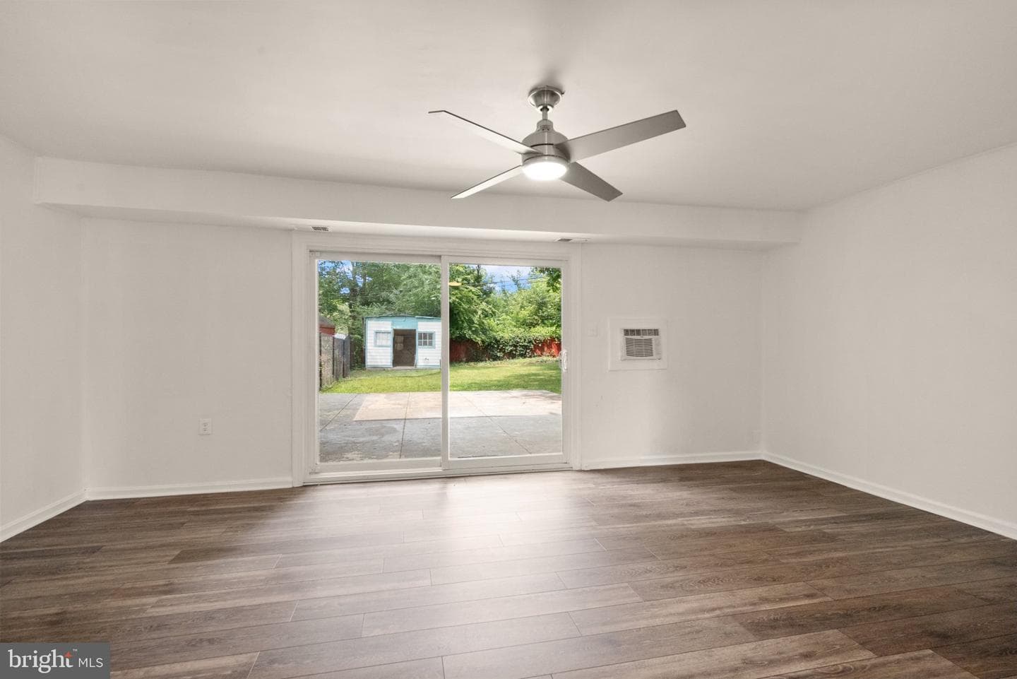 109 Mayfair Drive NE photo 7