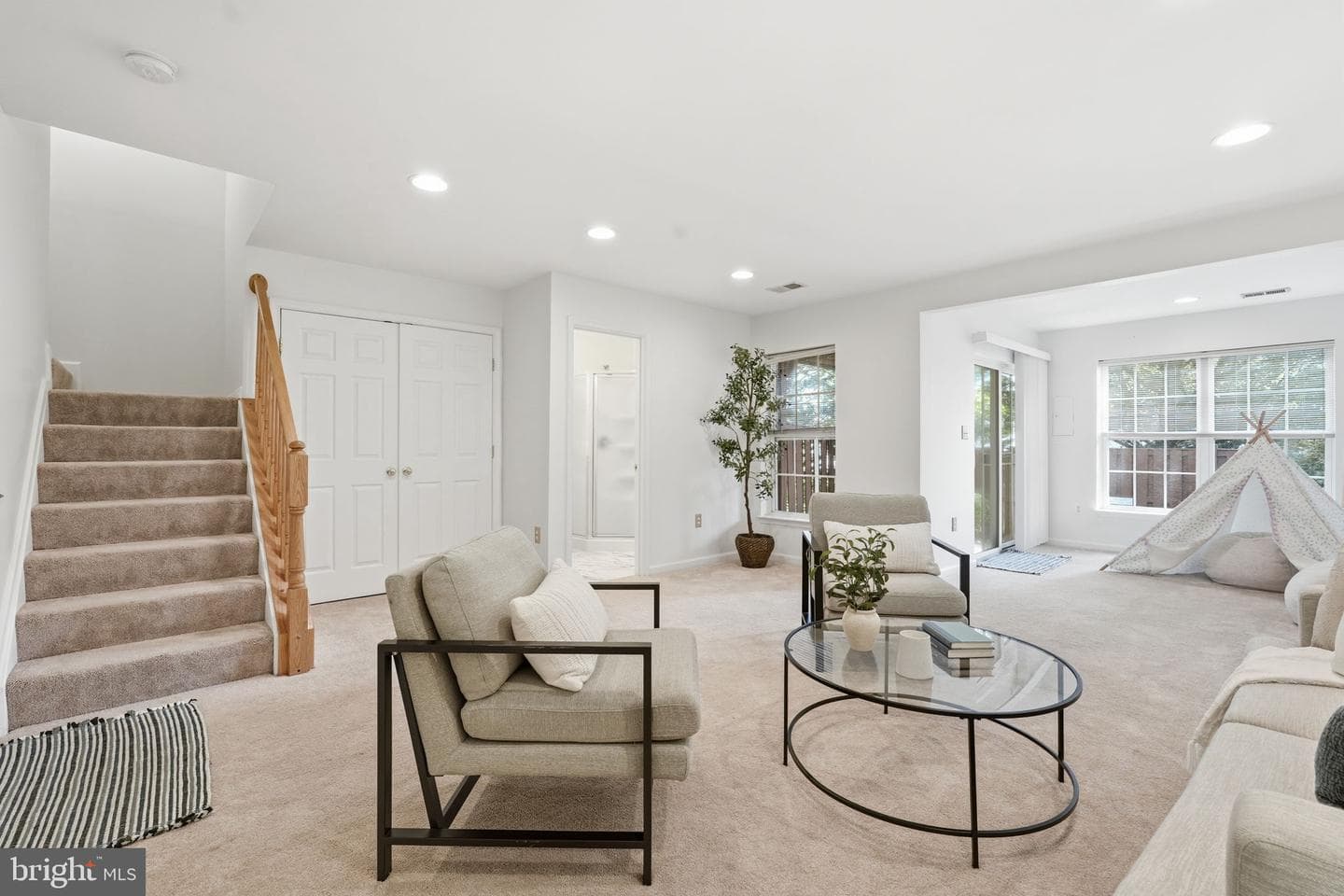 43451 Laidlow Street photo 31