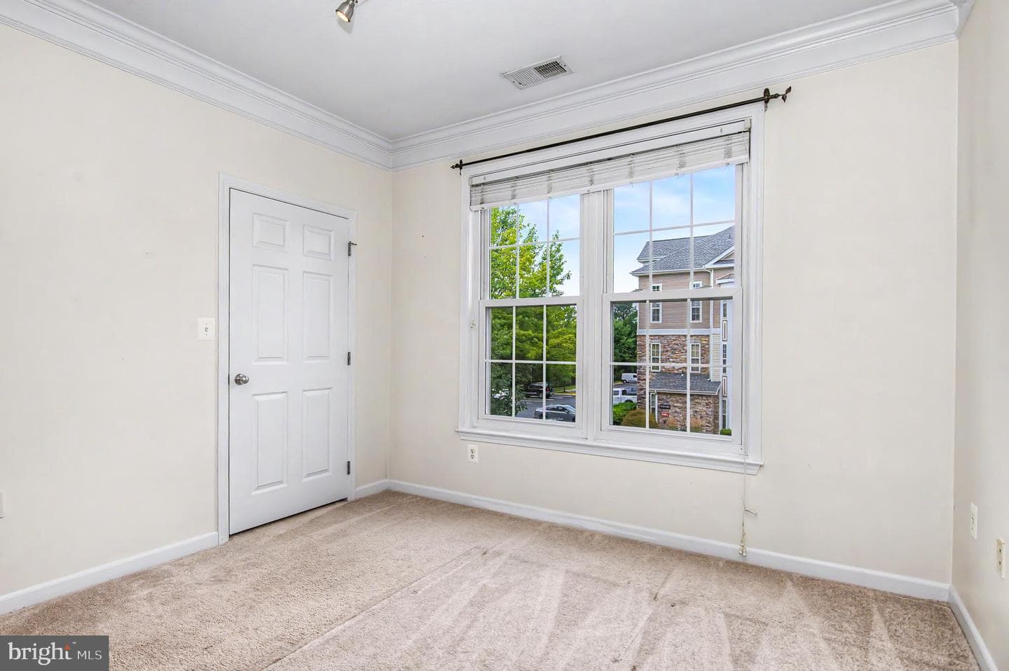 512 Sunset View Terrace SE #201 photo 23