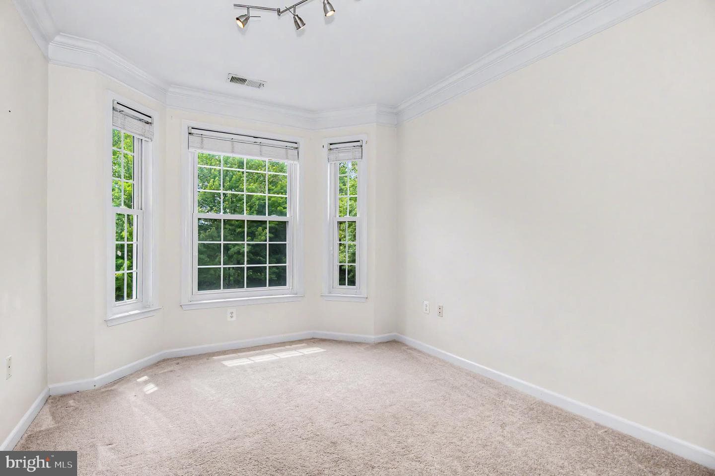 512 Sunset View Terrace SE #201 photo 25