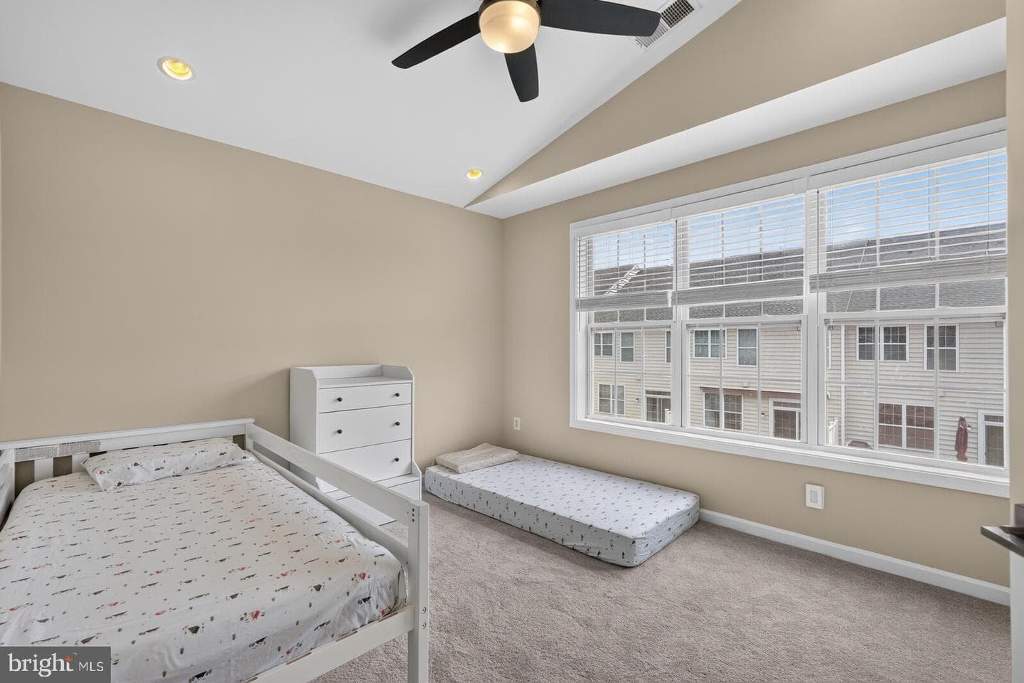 43002 Rosemount Woods Terrace photo 36