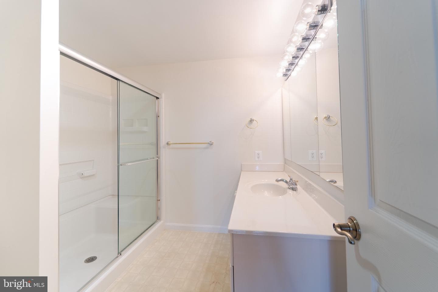 19355 Cypress Ridge Terrace #905 photo 24