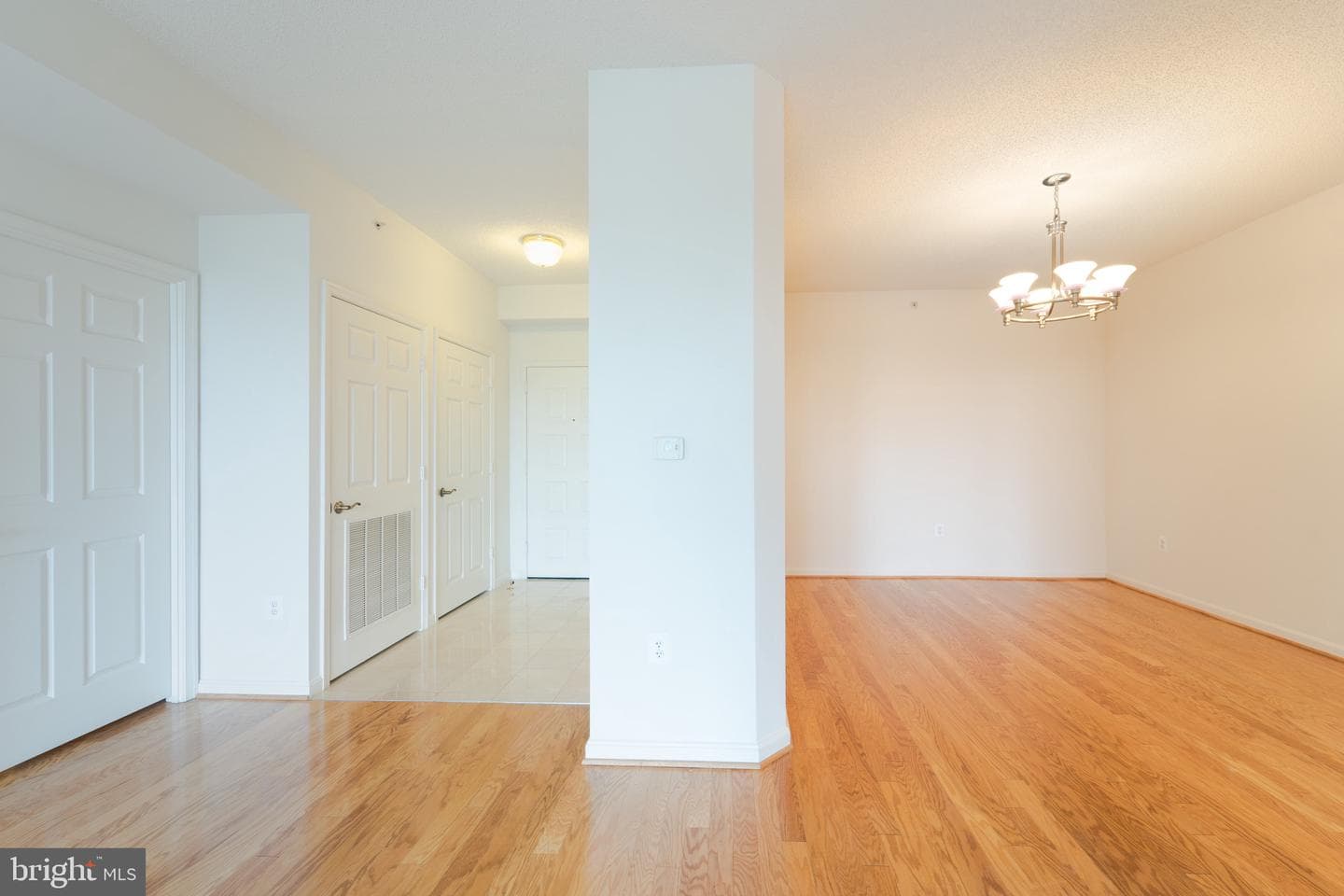 19355 Cypress Ridge Terrace #905 photo 4