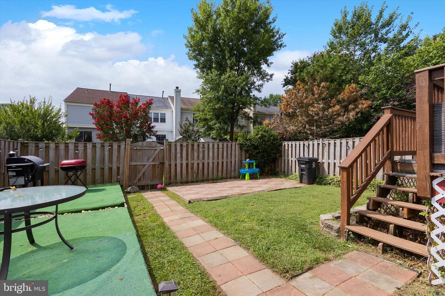 528 Jared Square NE photo 23