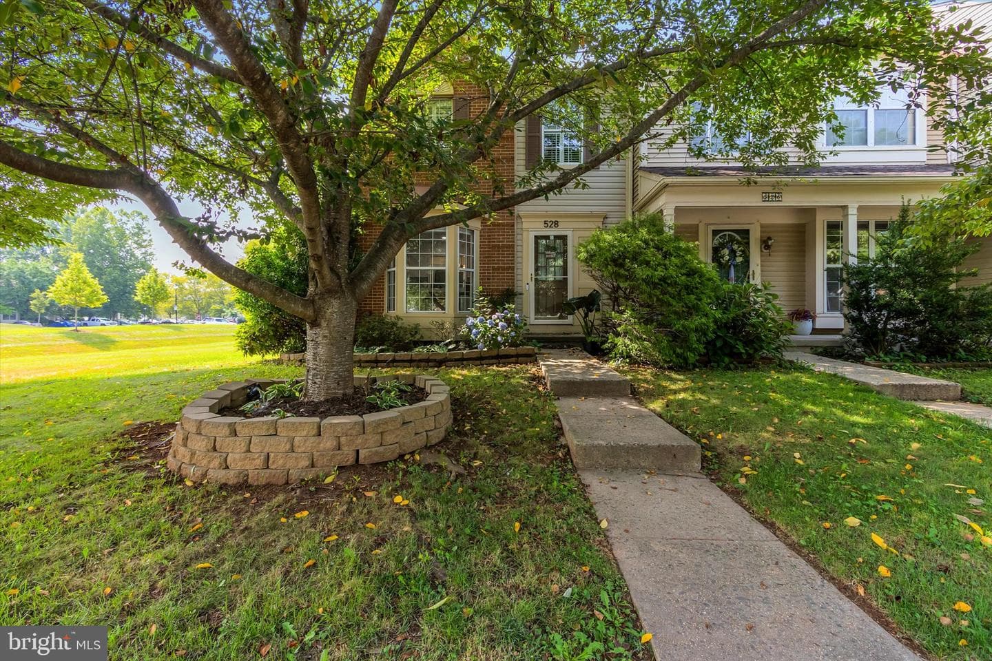 528 Jared Square NE photo 3