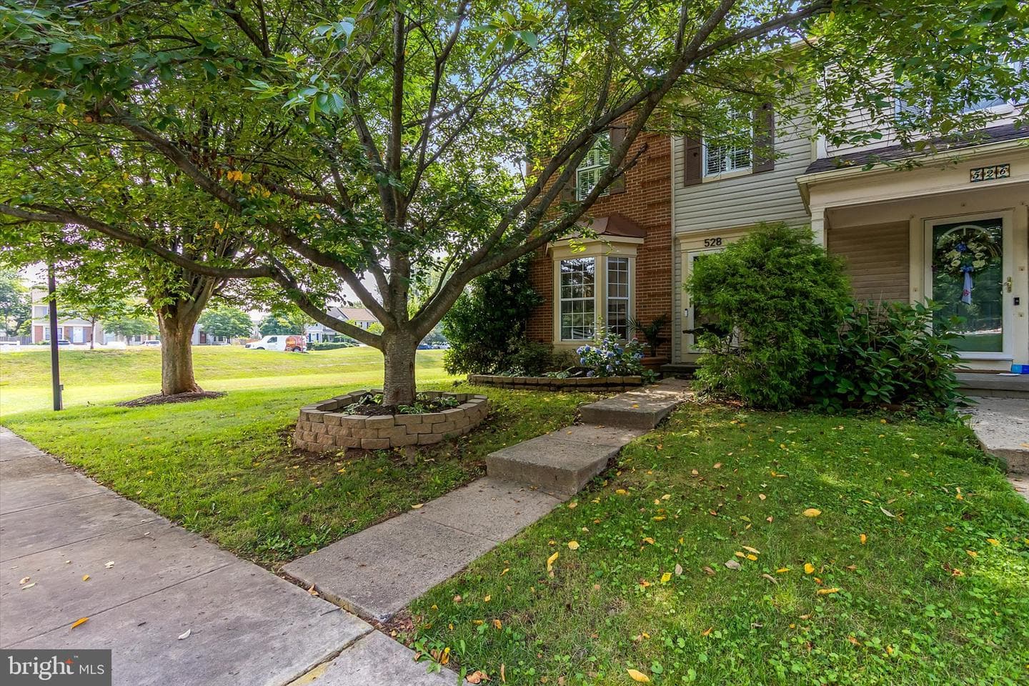 528 Jared Square NE photo 4