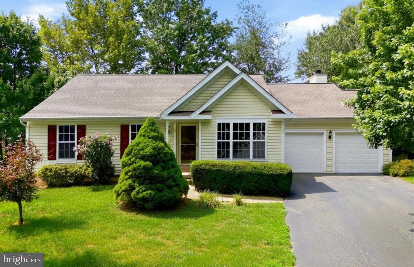 17224 Rosecliff Court, Round Hill