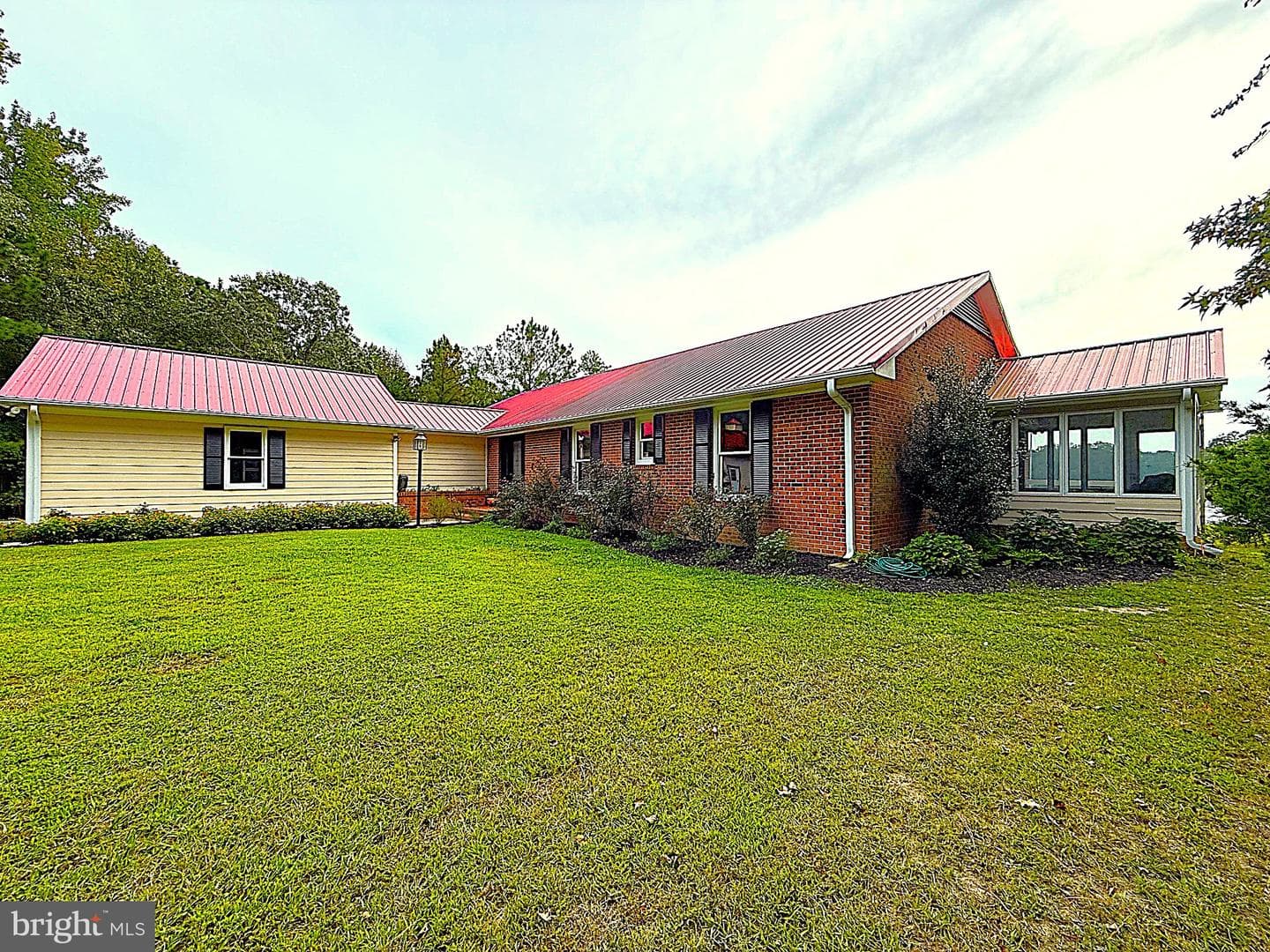 404 Woodbrook Drive photo 19
