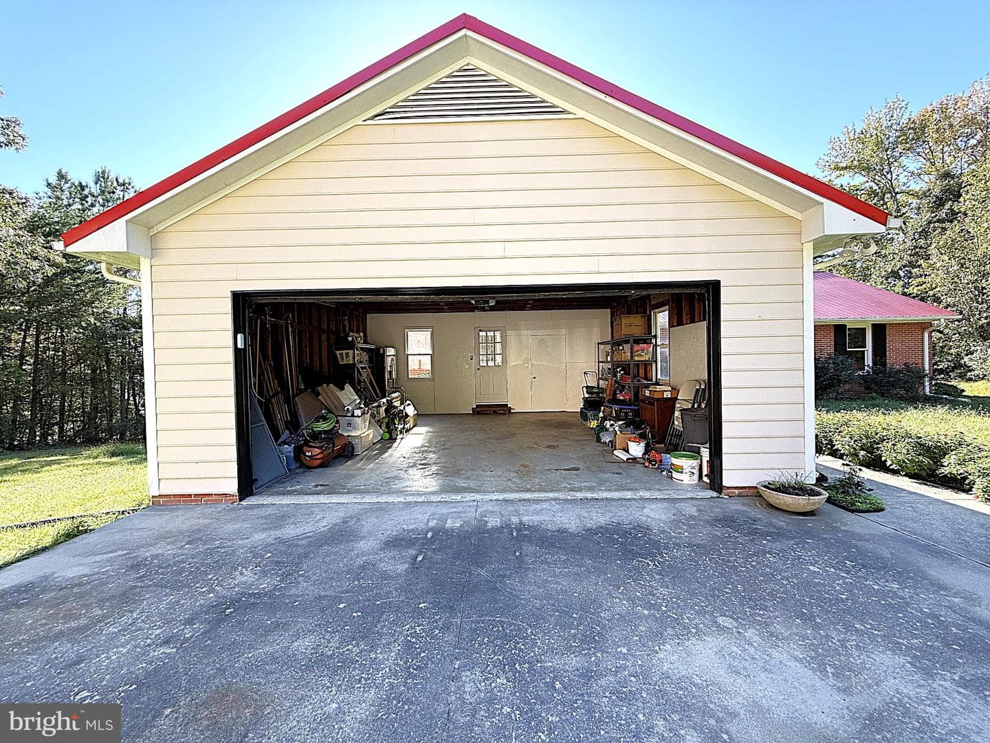 404 Woodbrook Drive photo 21