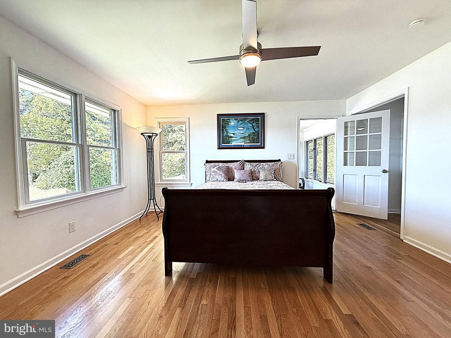 404 Woodbrook Drive photo 33