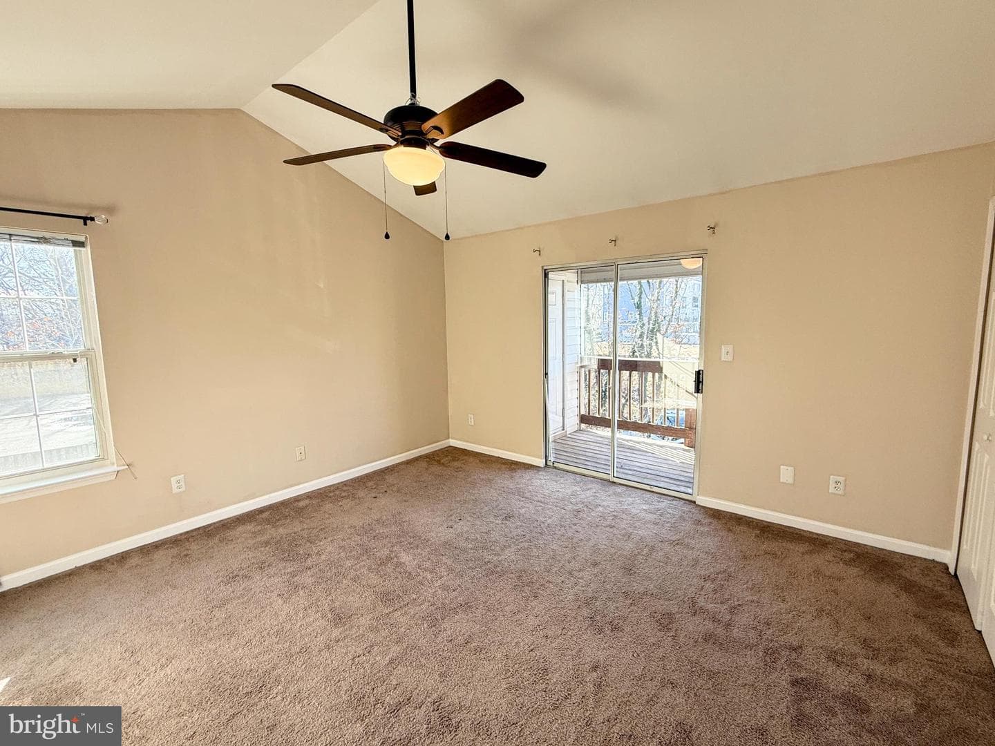 9211 Azure Court #202 photo 8