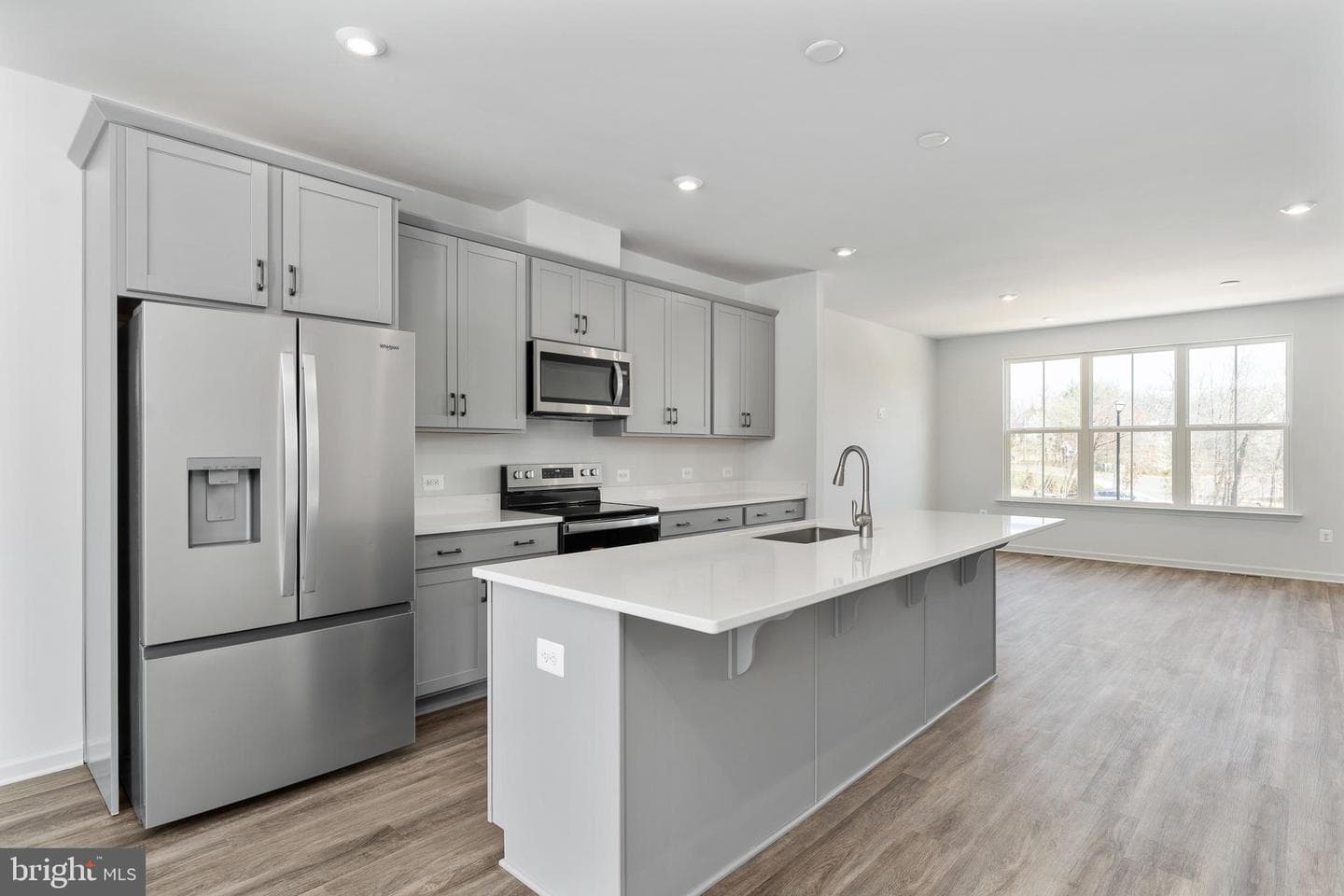 10161 Queens Way photo 25