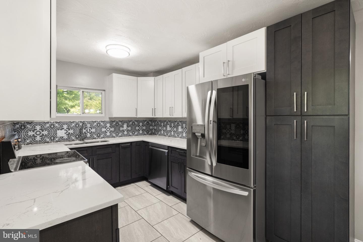 8605 Kirby Street photo 2