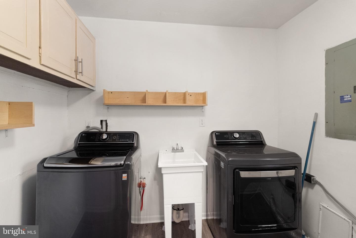 8605 Kirby Street photo 20