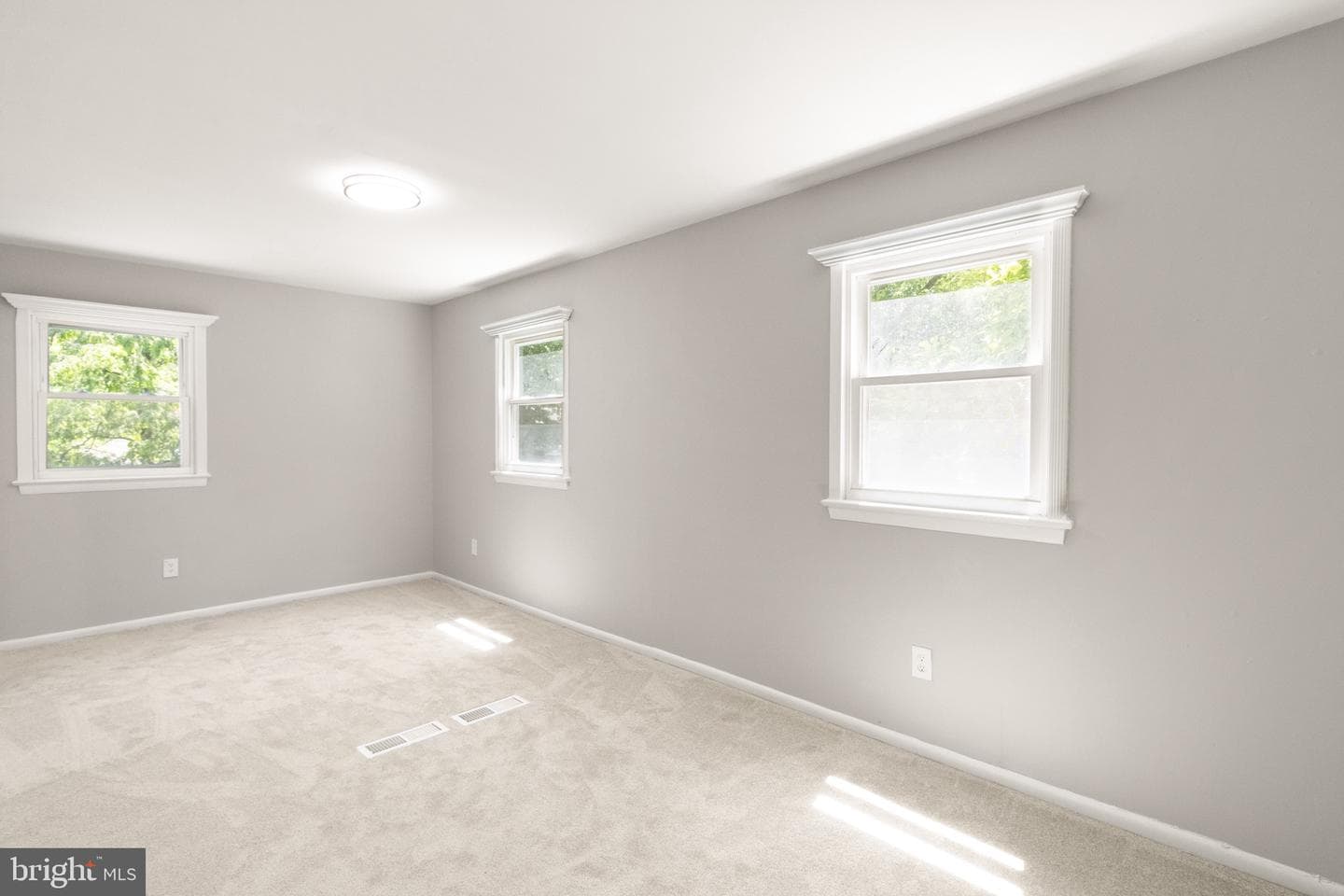 8605 Kirby Street photo 37