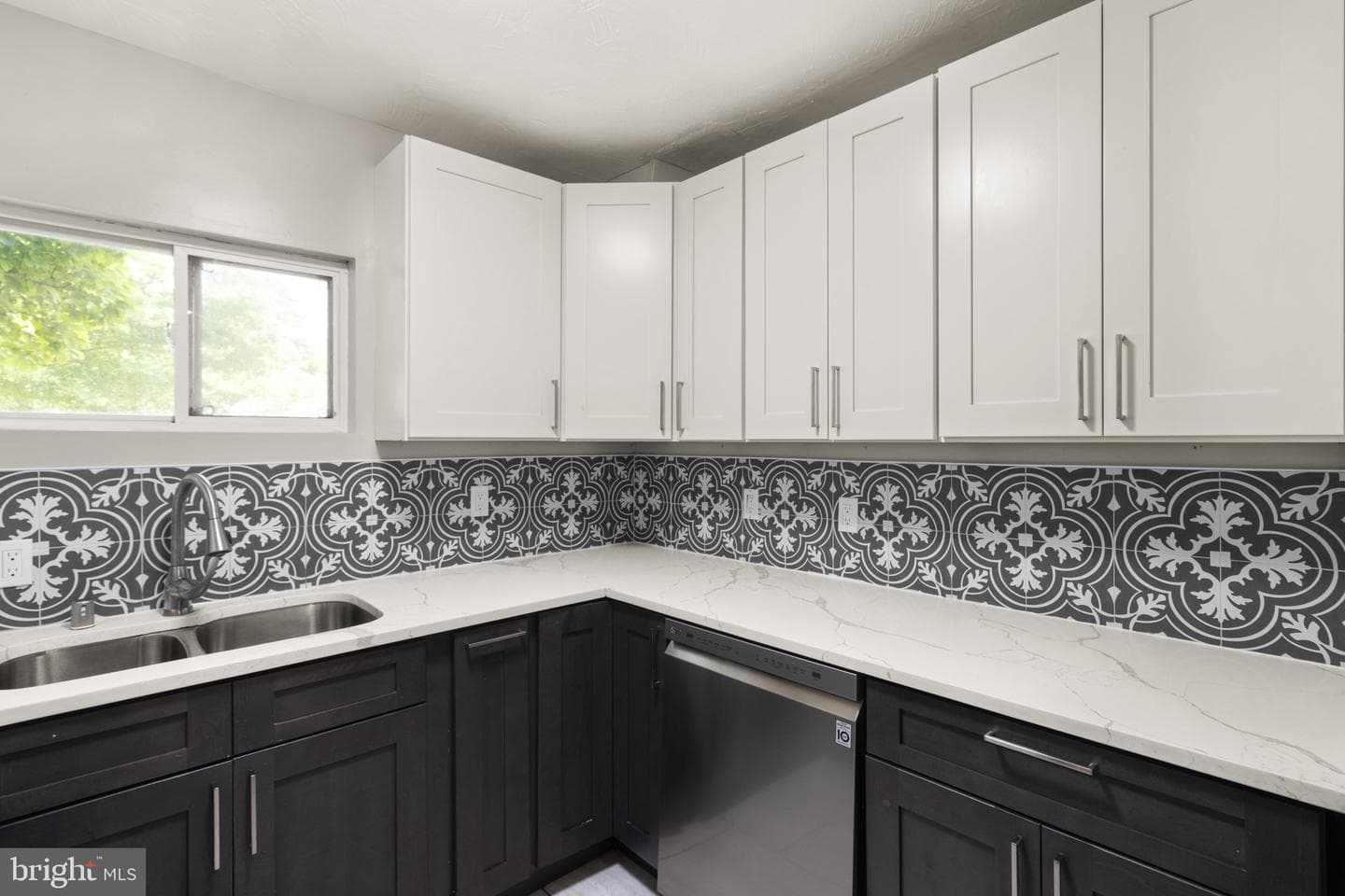 8605 Kirby Street photo 6