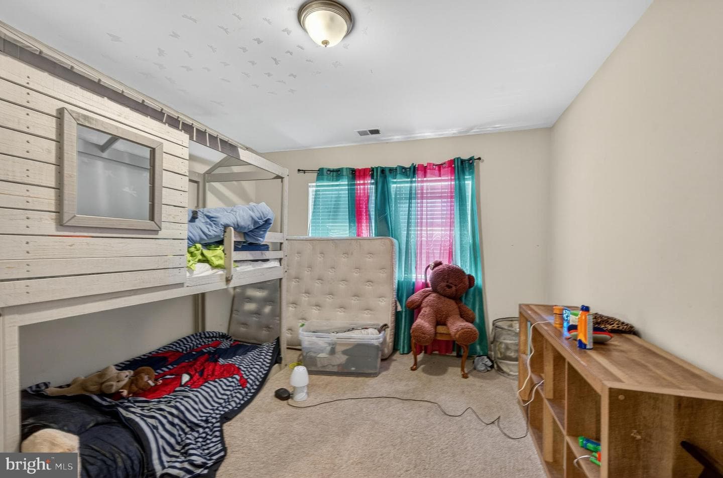 9525 Mckinley Avenue photo 22