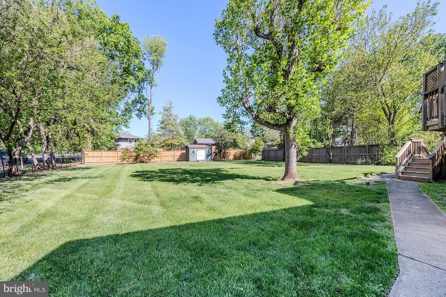 8914 Cherry Tree Lane photo 32