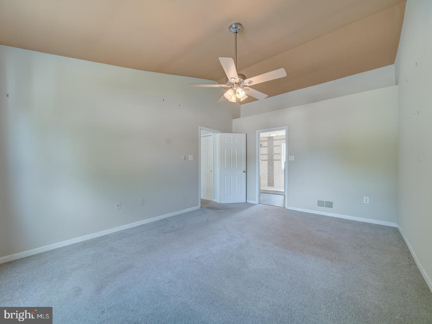 9618 Clover Hill Road photo 37
