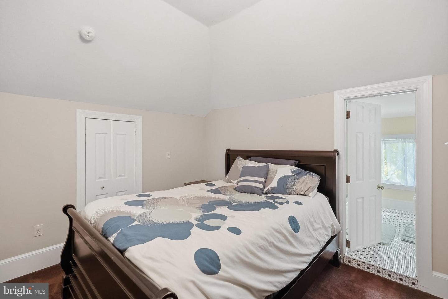 9026 Sudley Road photo 35