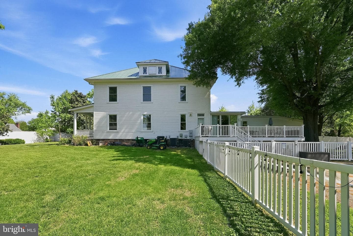 9026 Sudley Road photo 44