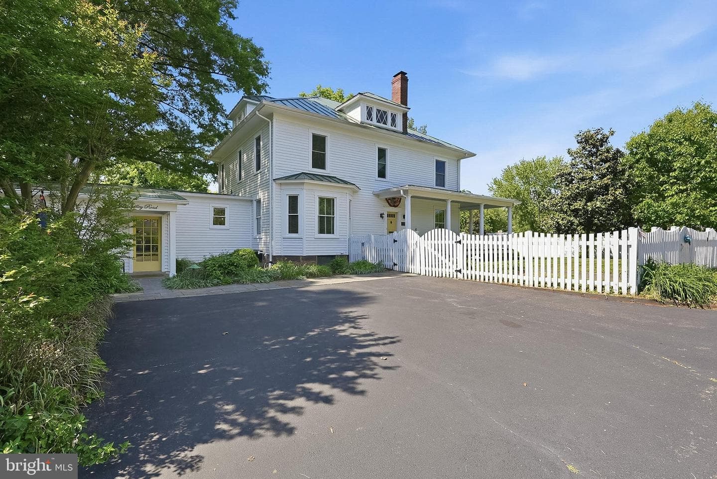 9026 Sudley Road photo 48
