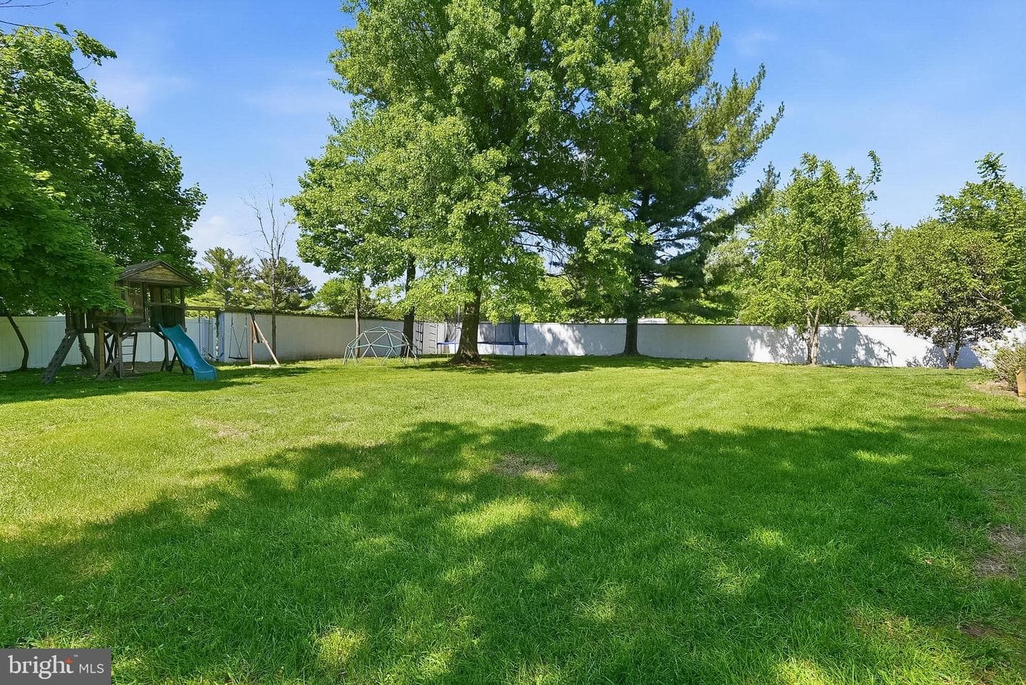 9026 Sudley Road photo 56