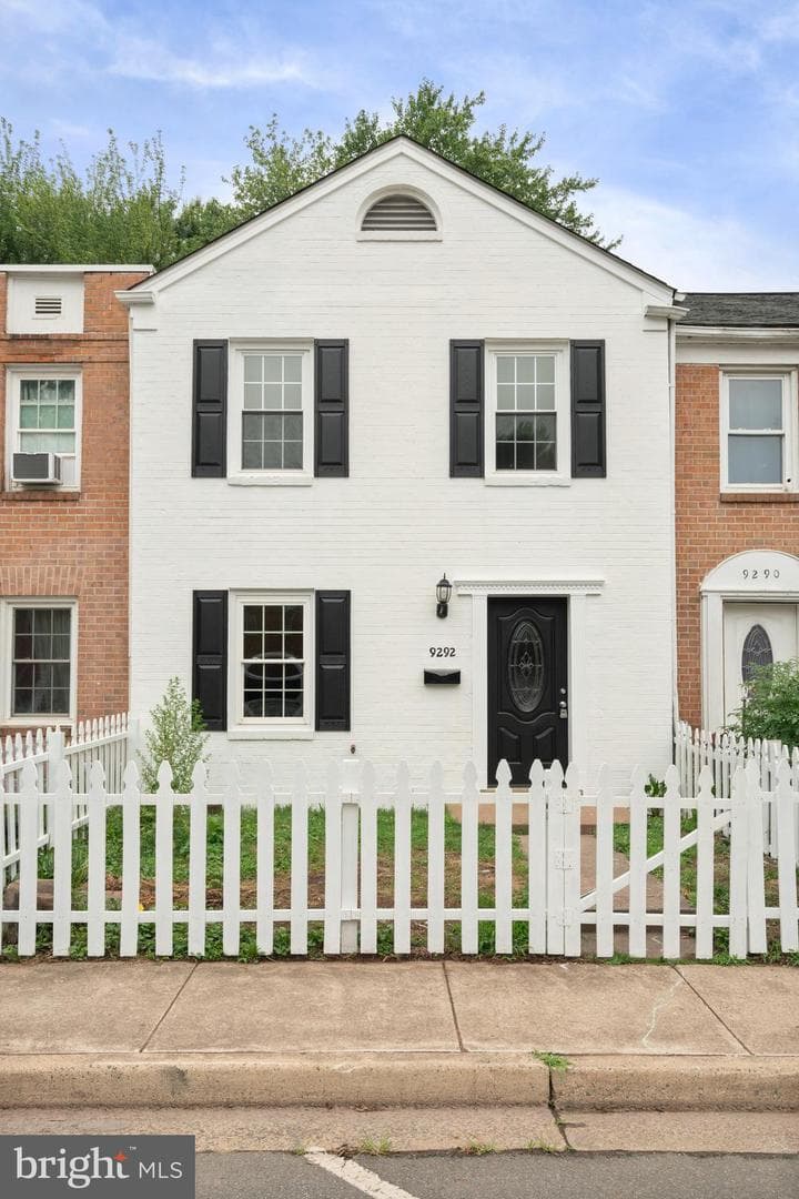 9292 Taney Road photo 3