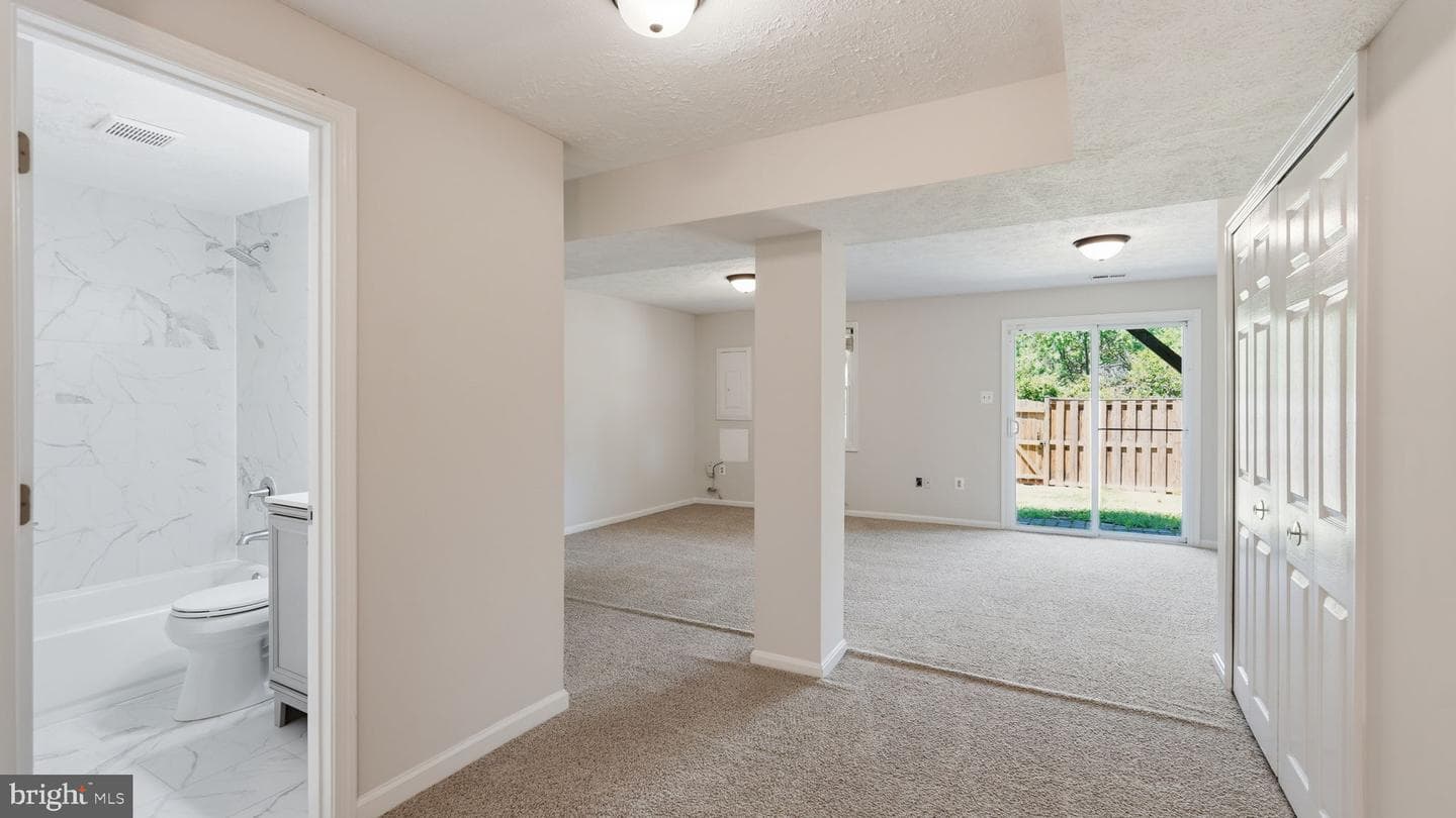 8912 Princeton Park Drive photo 31