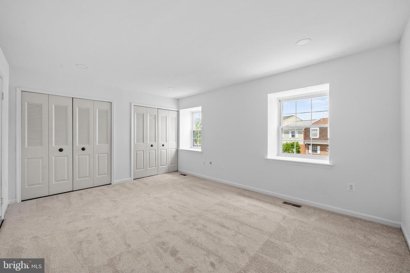 8387 Woodline Court photo 9