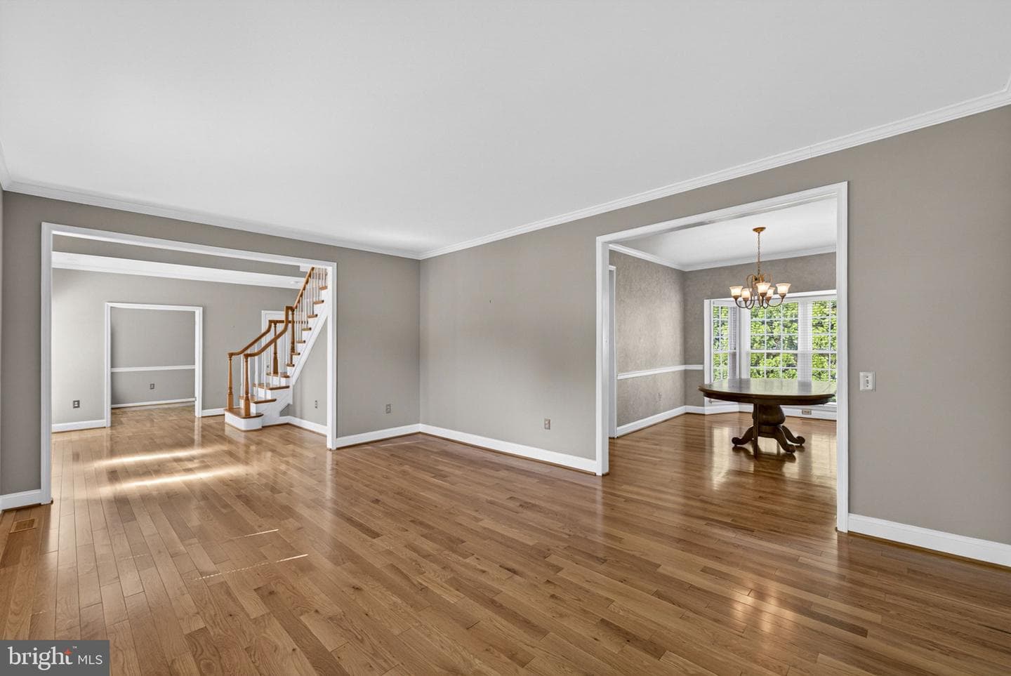 9516 Oakenshaw Drive photo 13