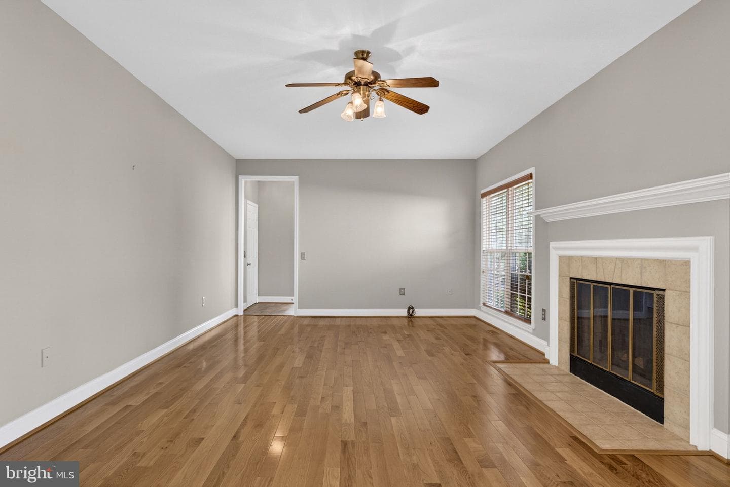 9516 Oakenshaw Drive photo 29