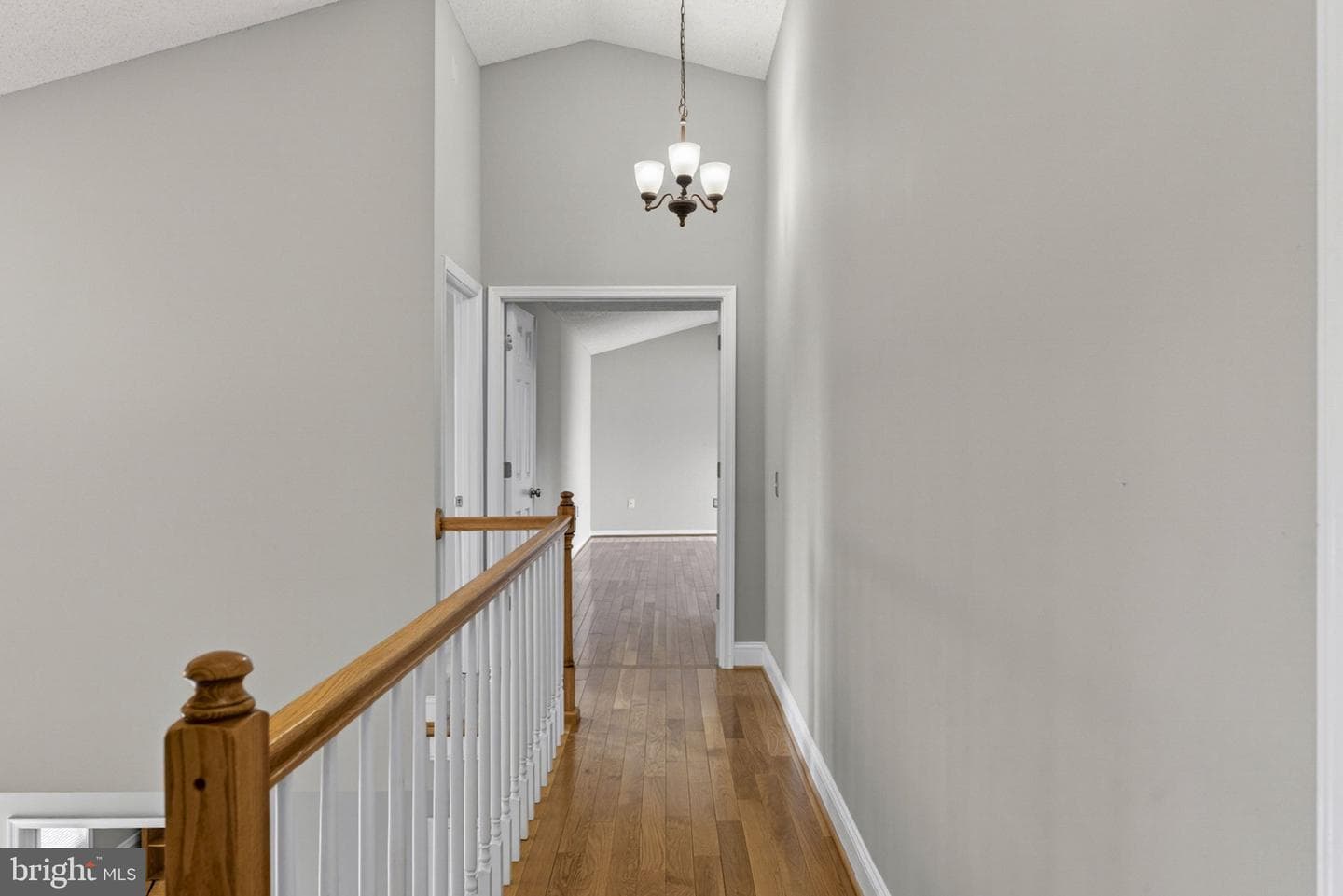 9516 Oakenshaw Drive photo 37
