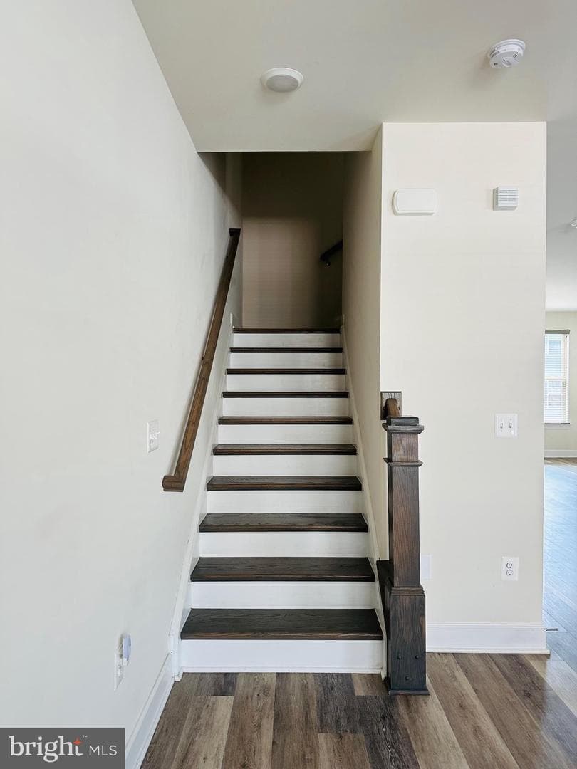 9925 Hopkins Loop photo 11