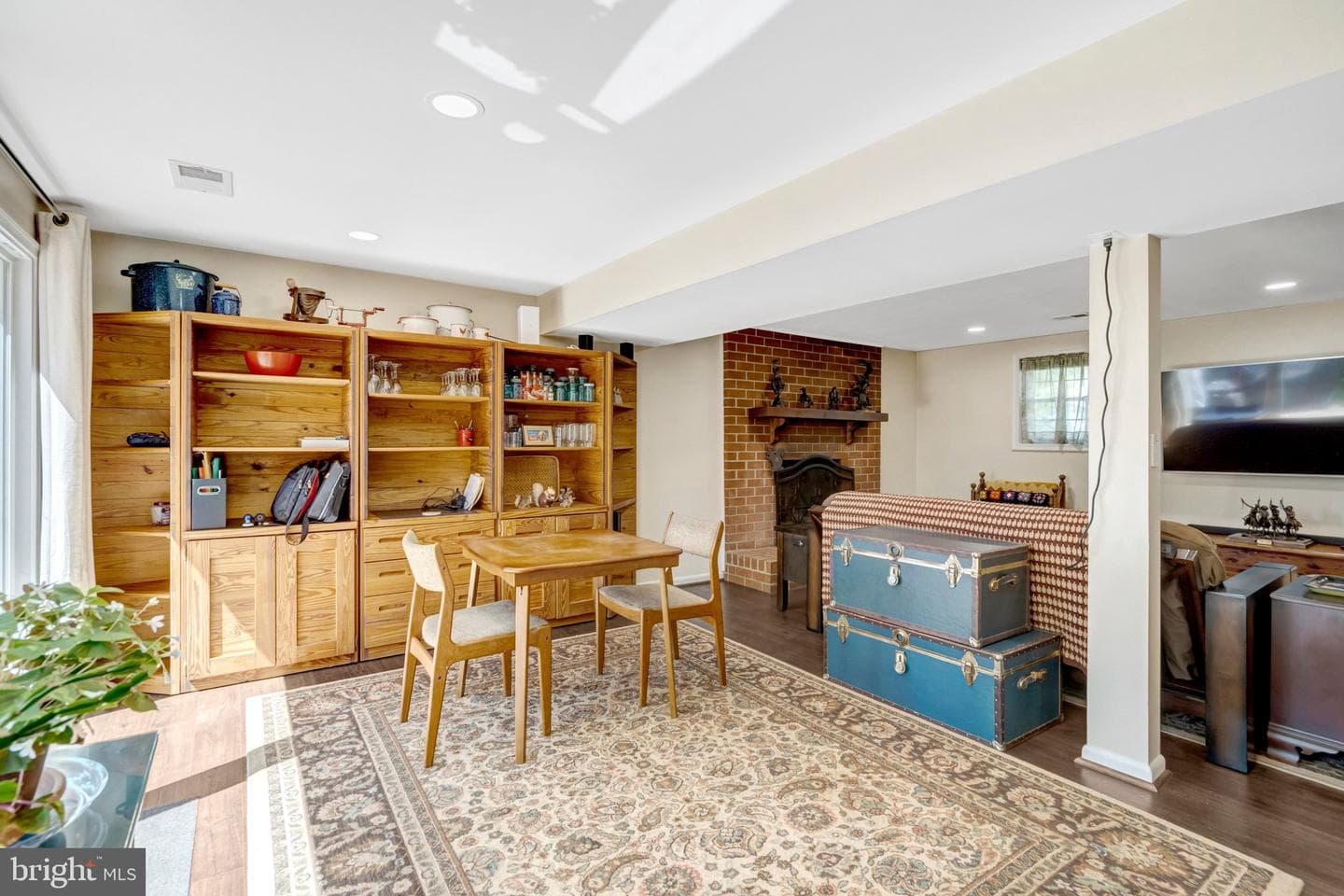 9231 Landgreen Street photo 36