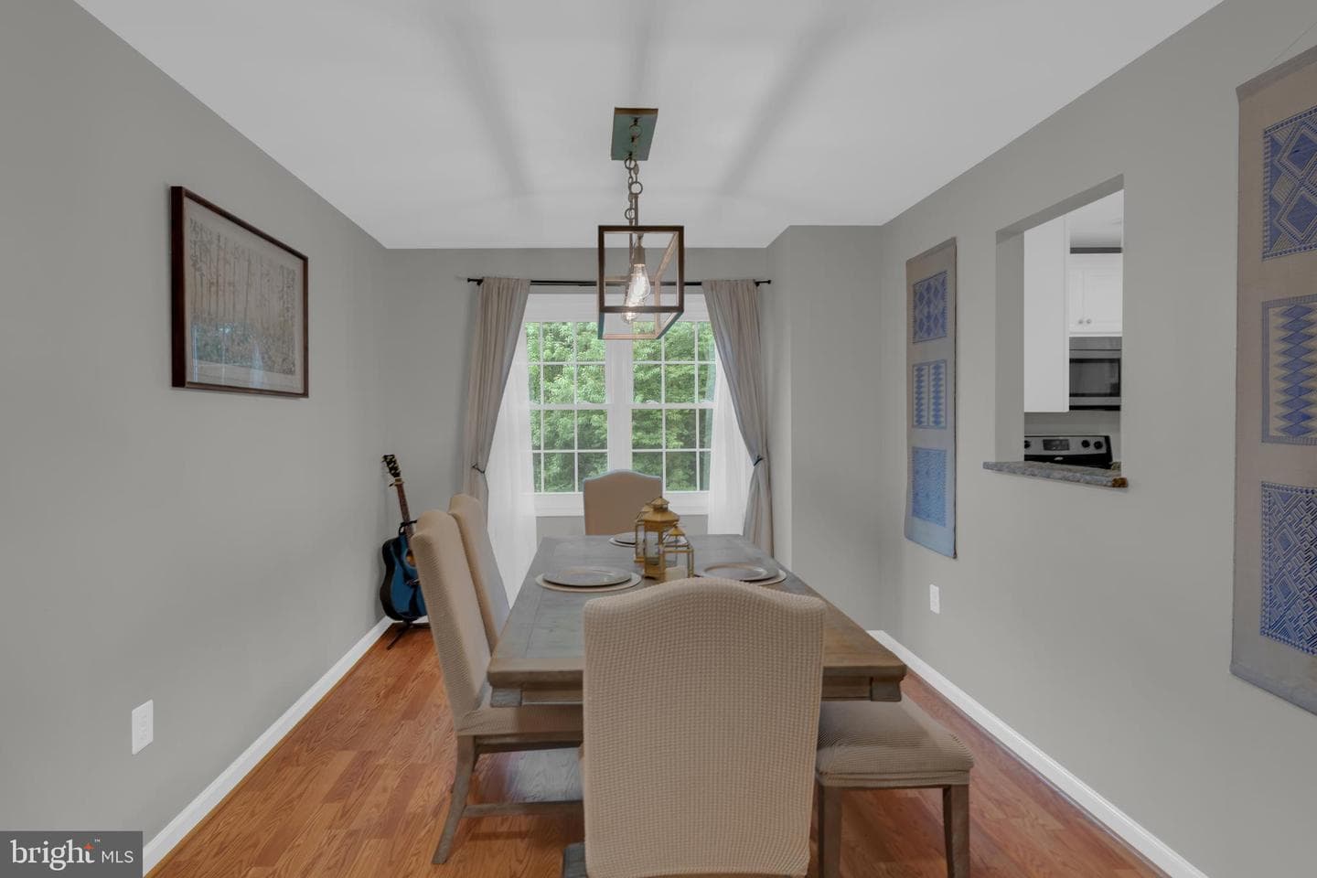 8683 Point Of Woods Drive photo 12