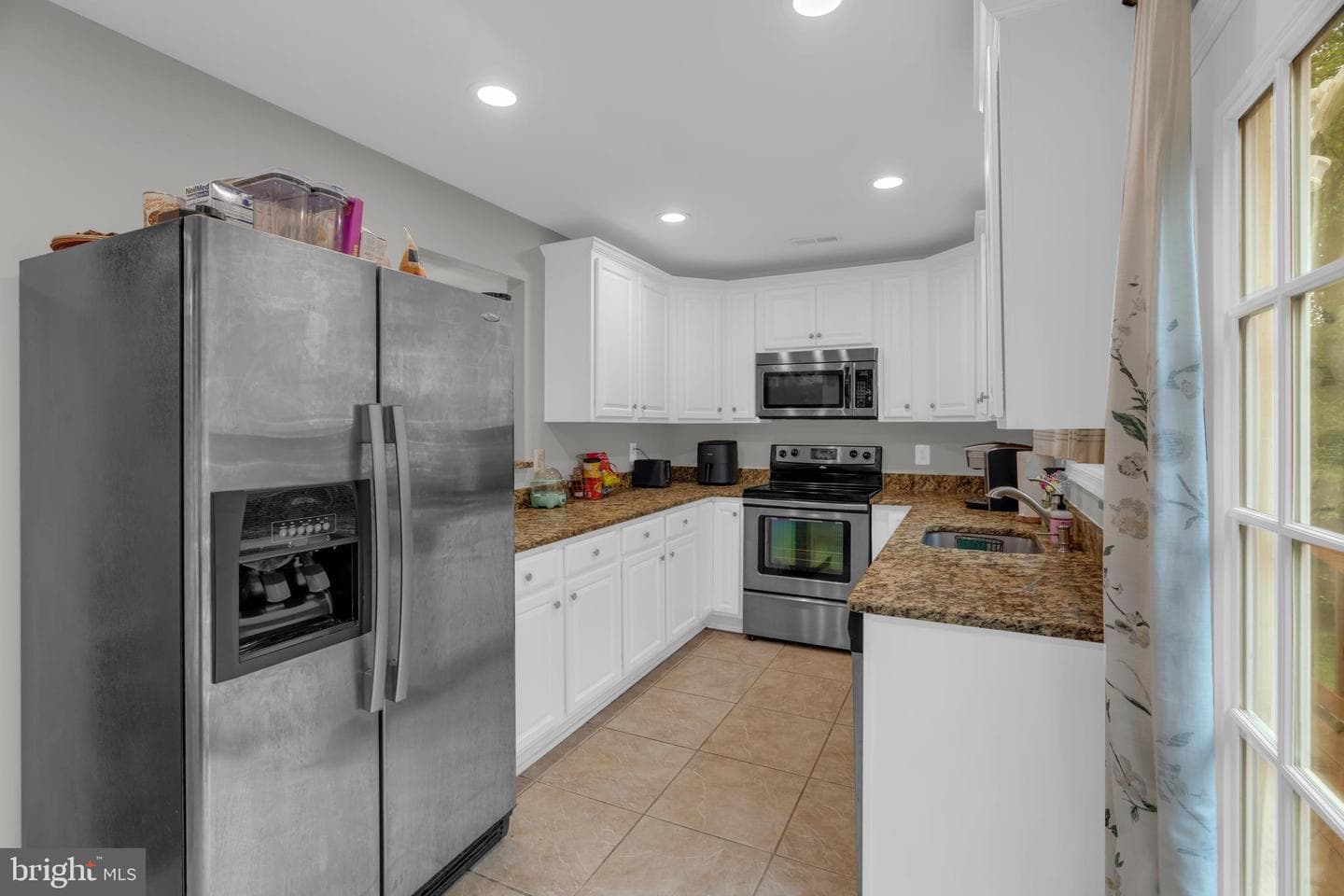 8683 Point Of Woods Drive photo 22