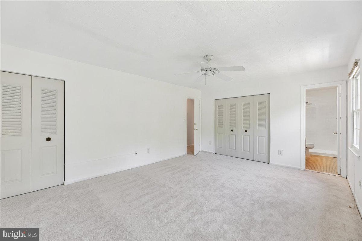 8746 Country Lane photo 19