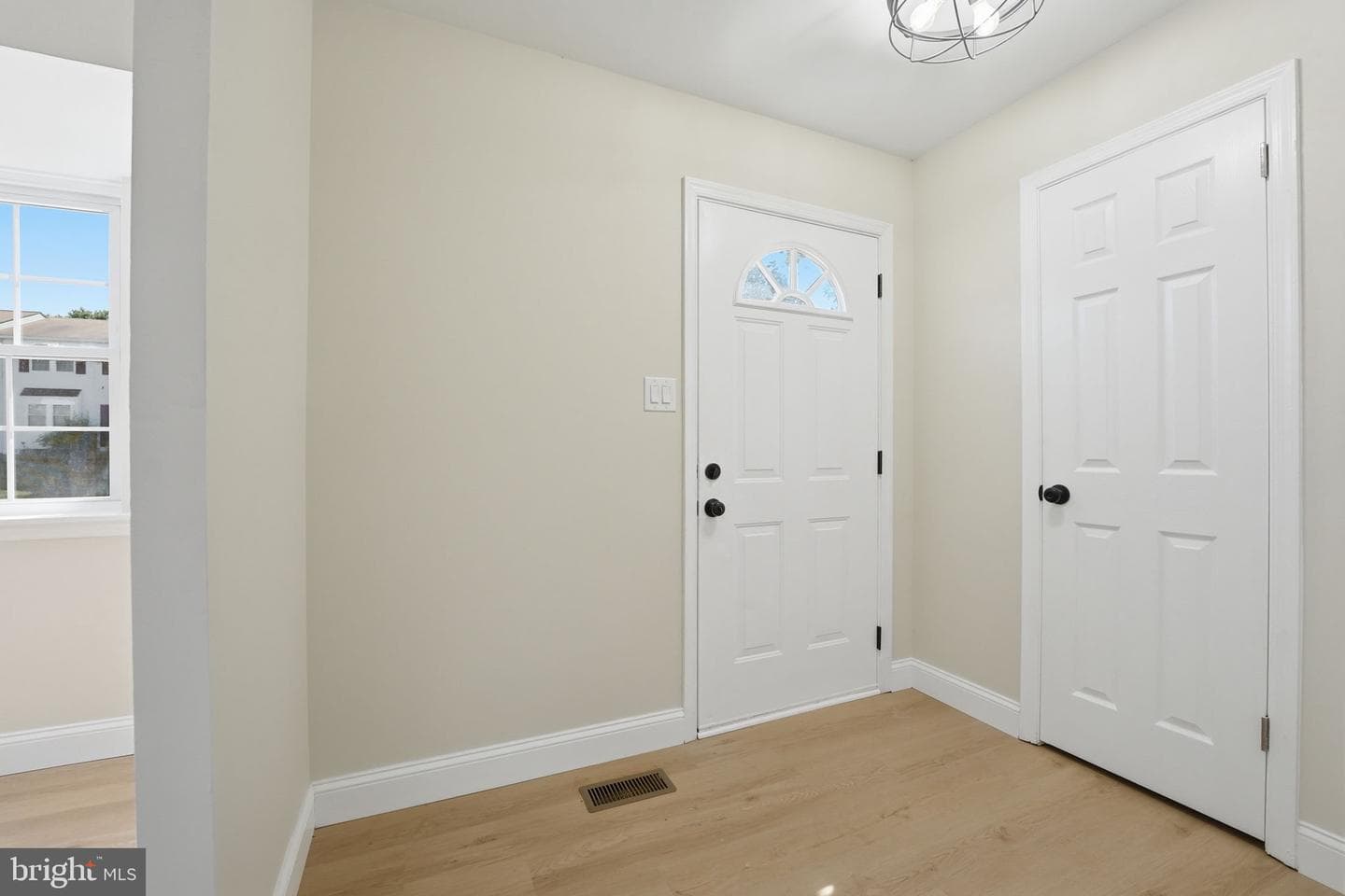 9020 Old Hickory Court photo 7