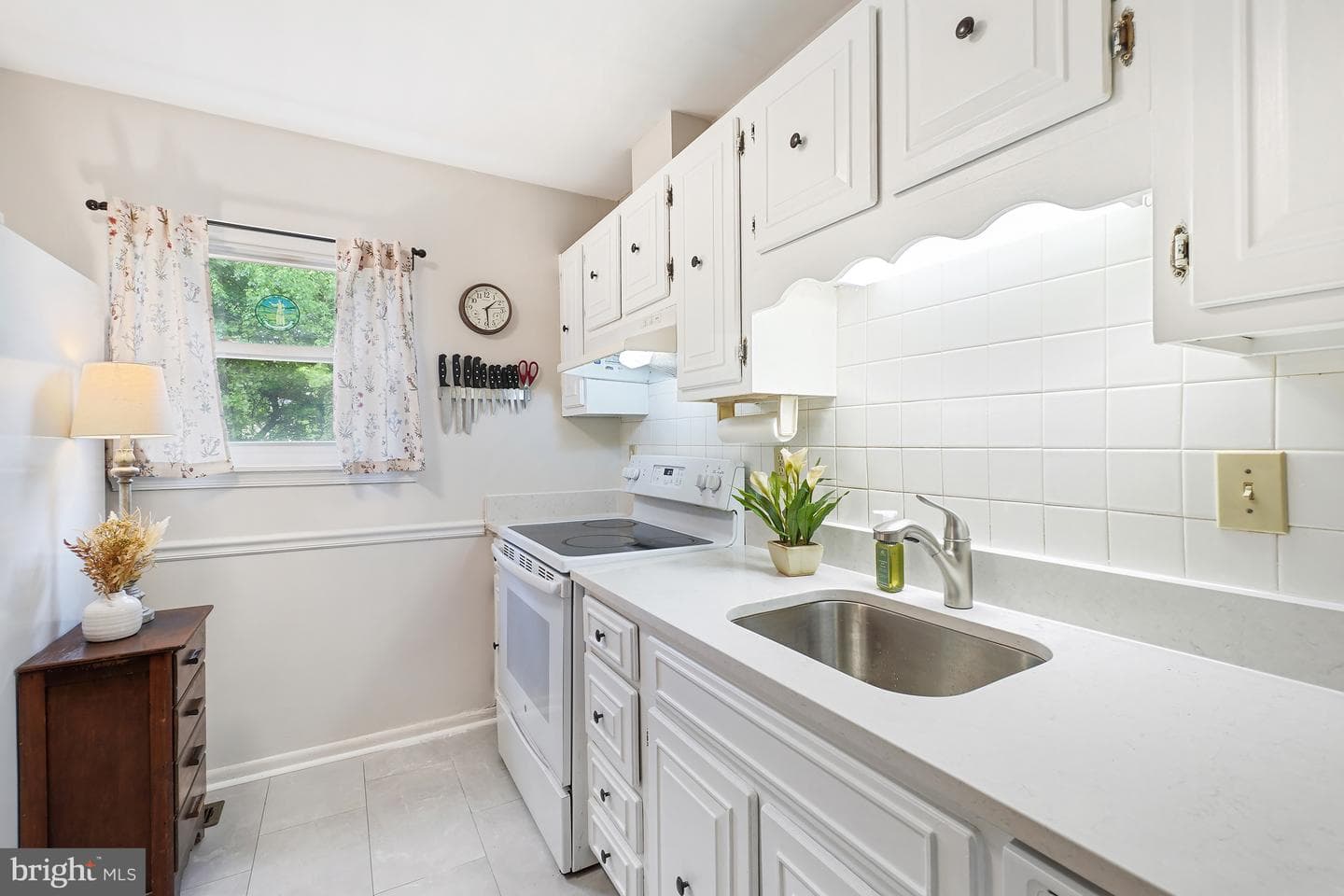 9203 Landgreen Street photo 10