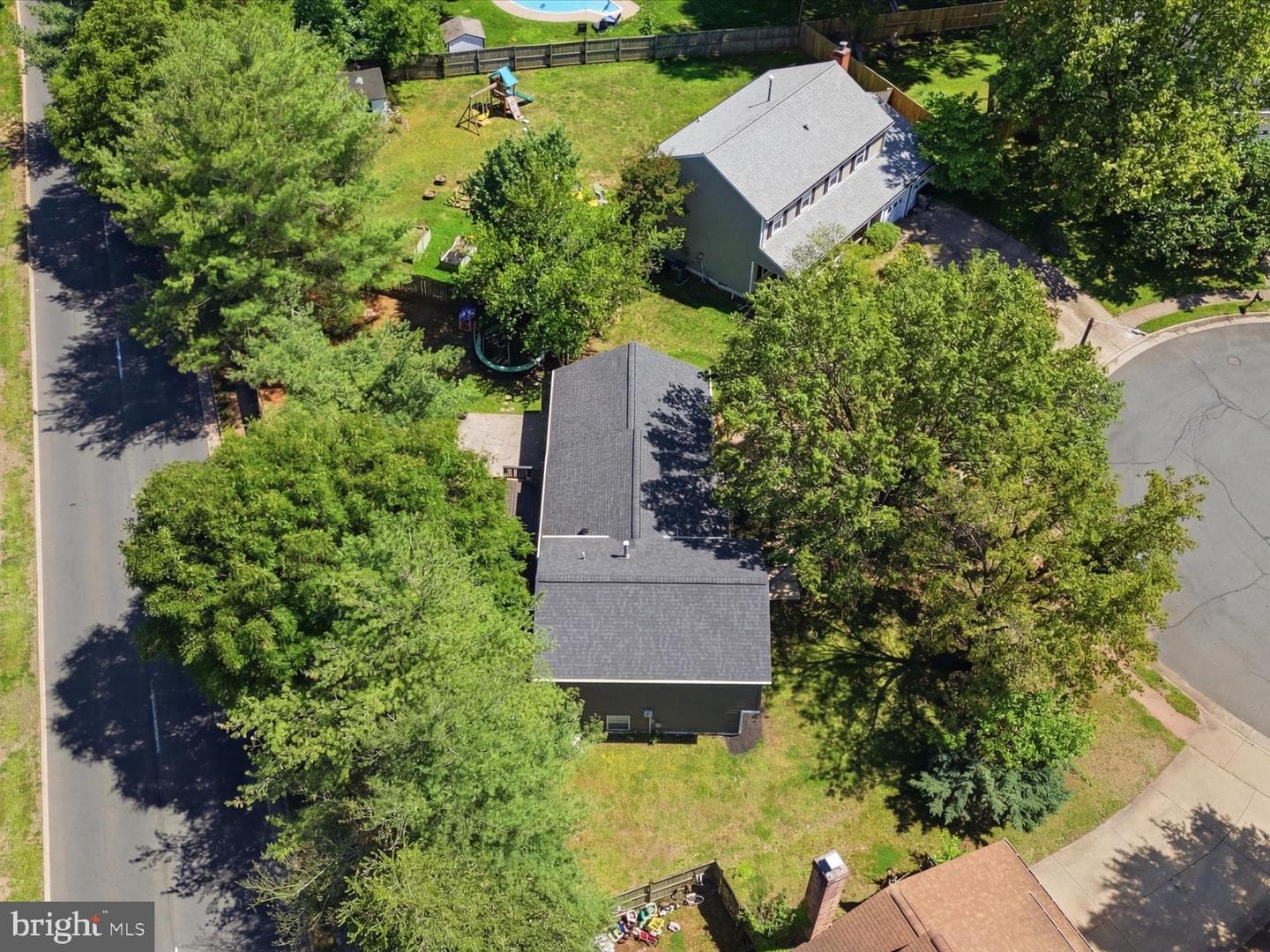 10323 Amberleigh Court photo 28