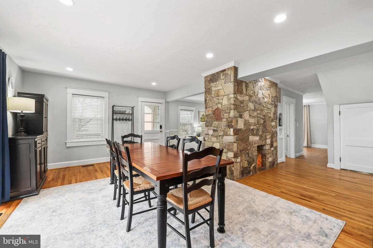 9016 Grant Avenue photo 24